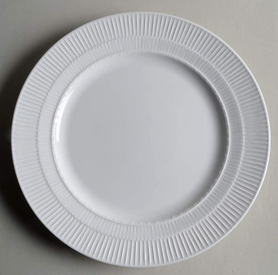 Louvre Dinner Plate by Bernardaud-1