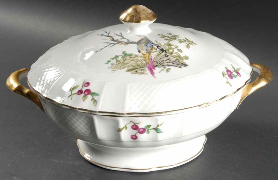 Mennecy Round Covered Vegetable by Bernardaud-1