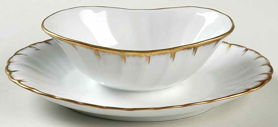 Neuilly Gravy Boat with Attached Underplate by Bernardaud-1
