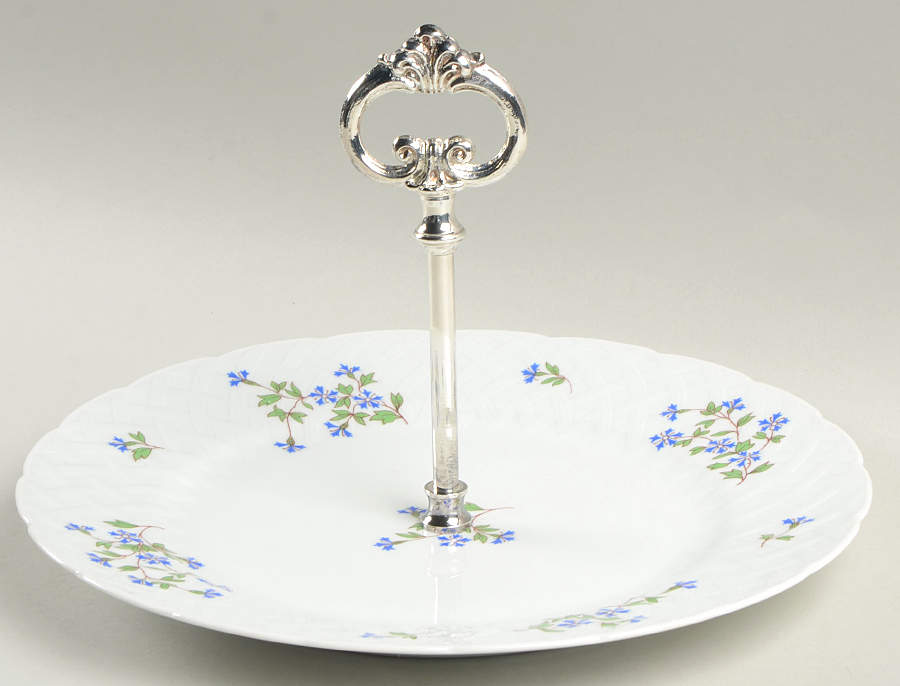 Nicole Round Serving Plate with Handle (DP) by Bernardaud-1