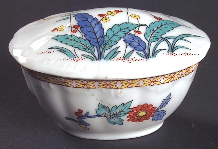 Pak Hoi Trinket Box with Lid by Bernardaud-1