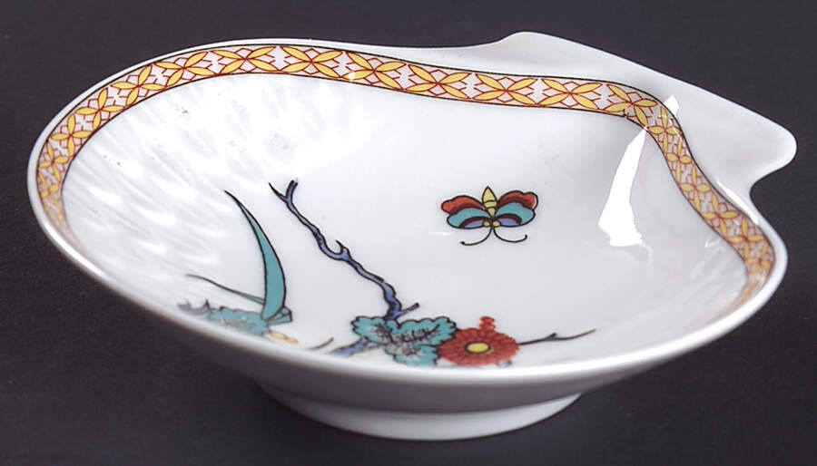 Pak Hoi Shell Shaped Dish by Bernardaud-1