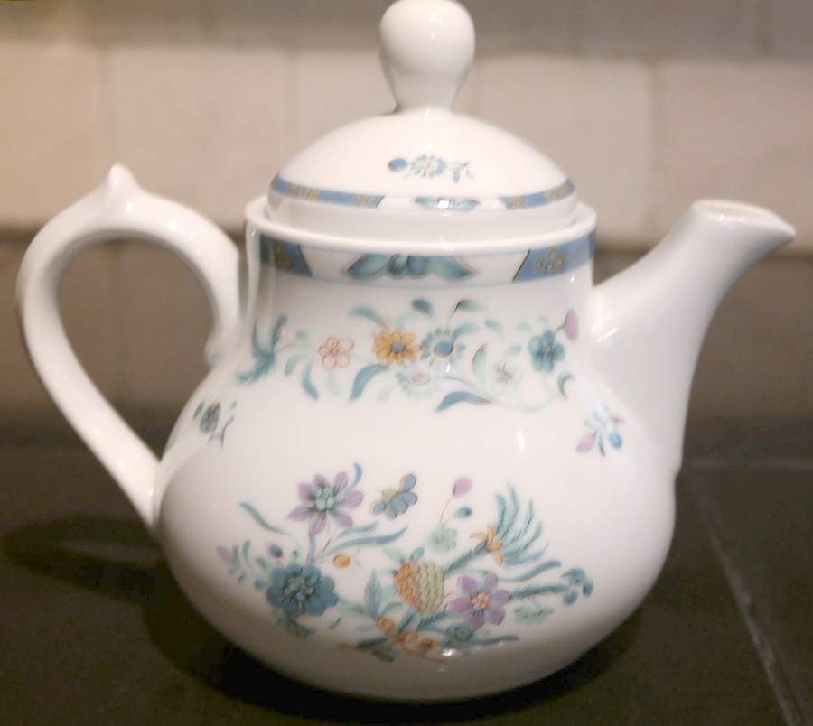 Pahang Mini Coffee Pot & Lid by Bernardaud-1