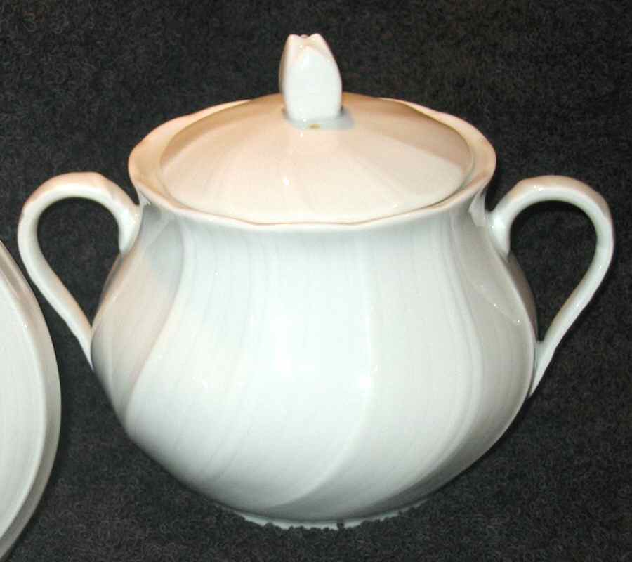 Palm Sugar Bowl & Lid by Bernardaud-1