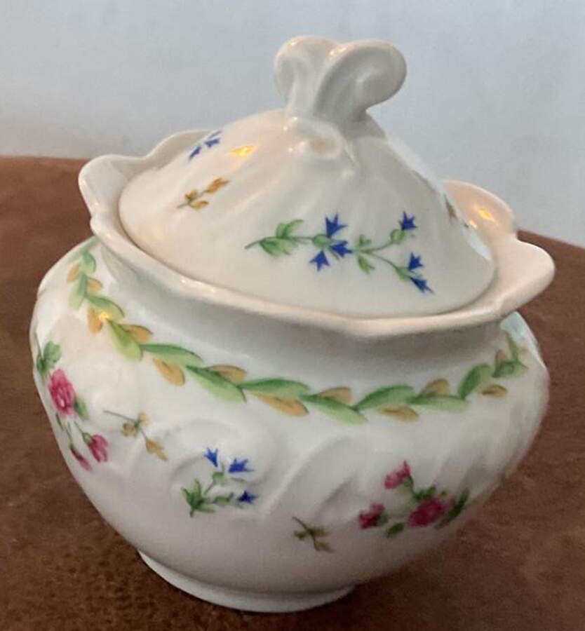 Poe Small Sugar Bowl & Lid by Bernardaud-1