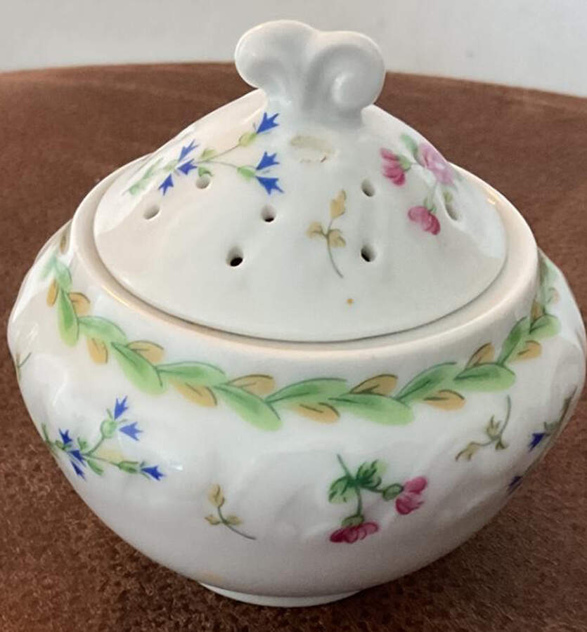 Poe Bon Bon & Lid by Bernardaud-1