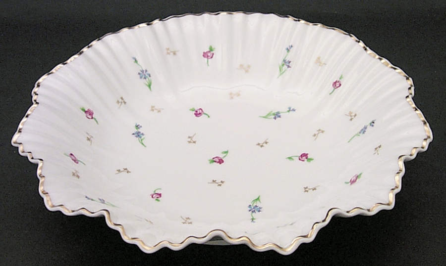 Pompadour (Scalloped, White Background) Danielle Bowl by Bernardaud-1