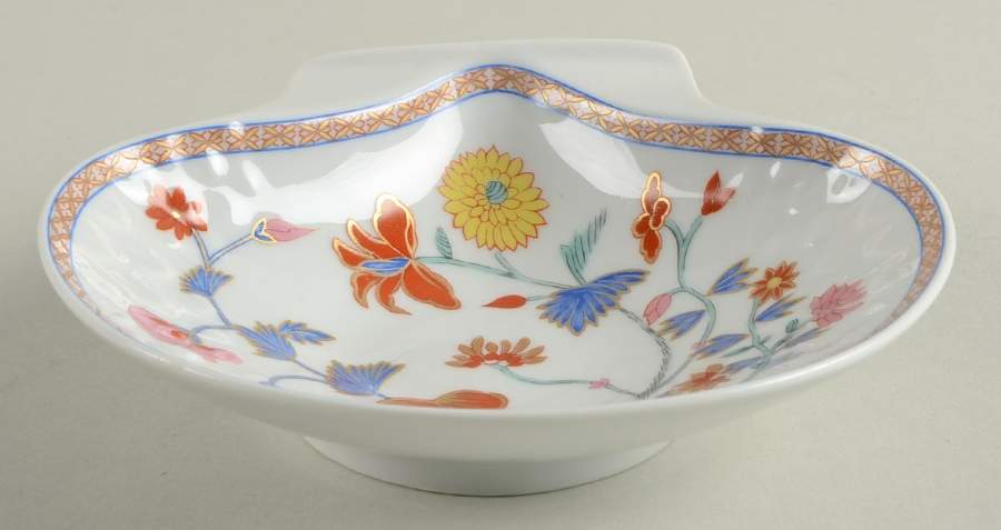 Pondichery Shell Shaped Dish by Bernardaud-1