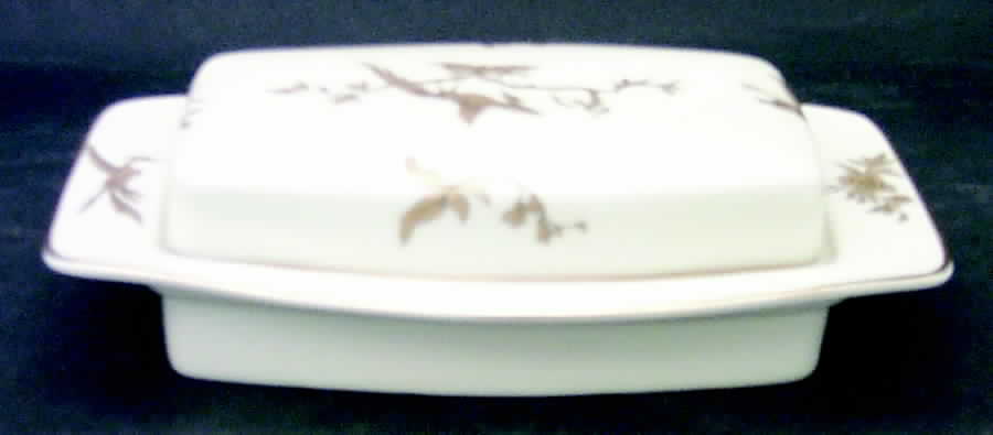 Reine Elizabeth Square Covered Butter by Bernardaud-1