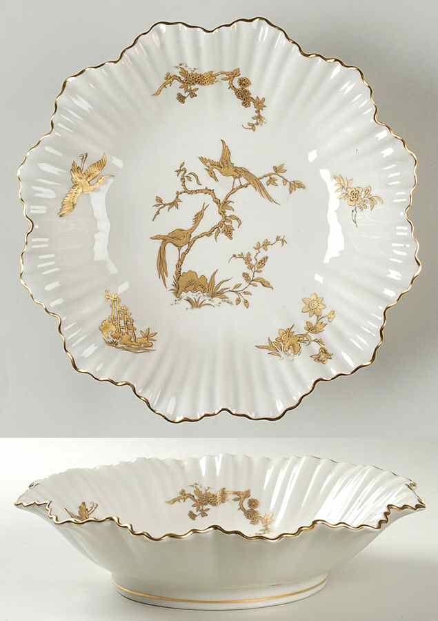 Reine Elizabeth Bon Bon by Bernardaud-1
