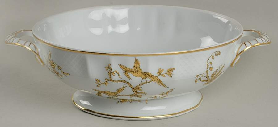 Reine Elisabeth (White Background) Round Vegetable No Lid by Bernardaud-1