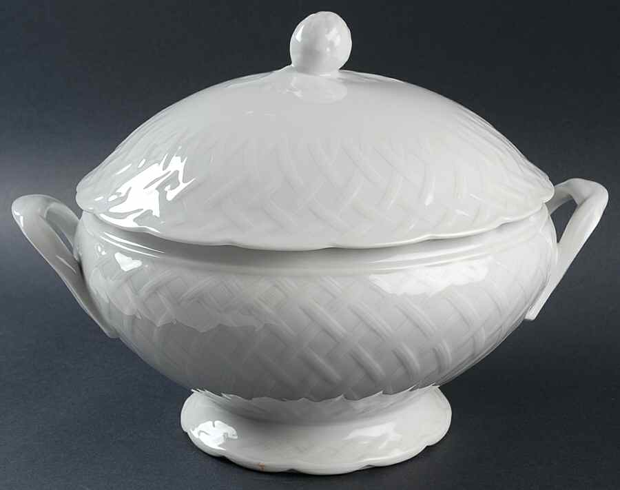 Vannerie (No Trim) Tureen &  Lid by Bernardaud-1