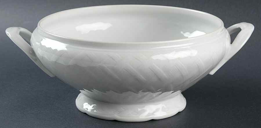 Vannerie (No Trim) Round Vegetable No Lid by Bernardaud-1