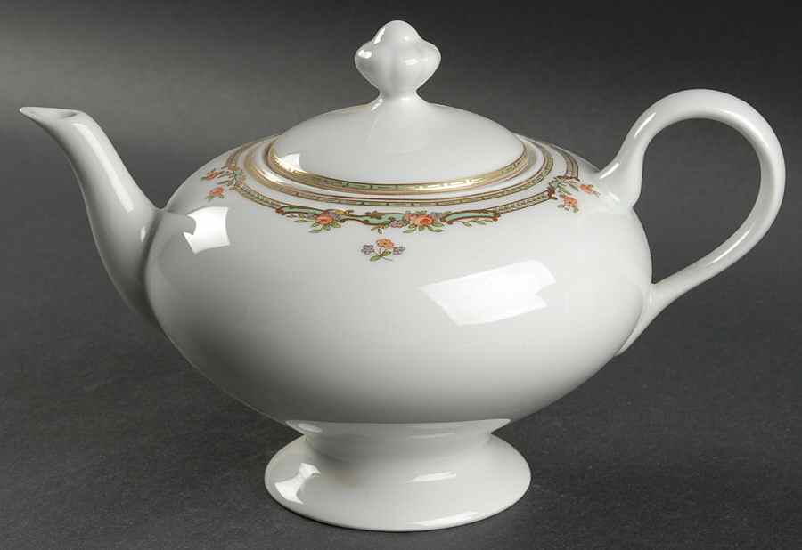 Victoire Teapot & Lid by Bernardaud-1