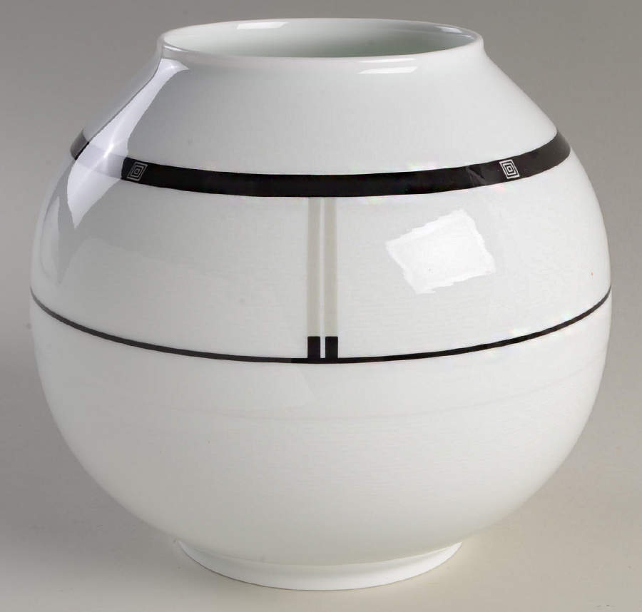 Wiener 7" Vase by Bernardaud-1