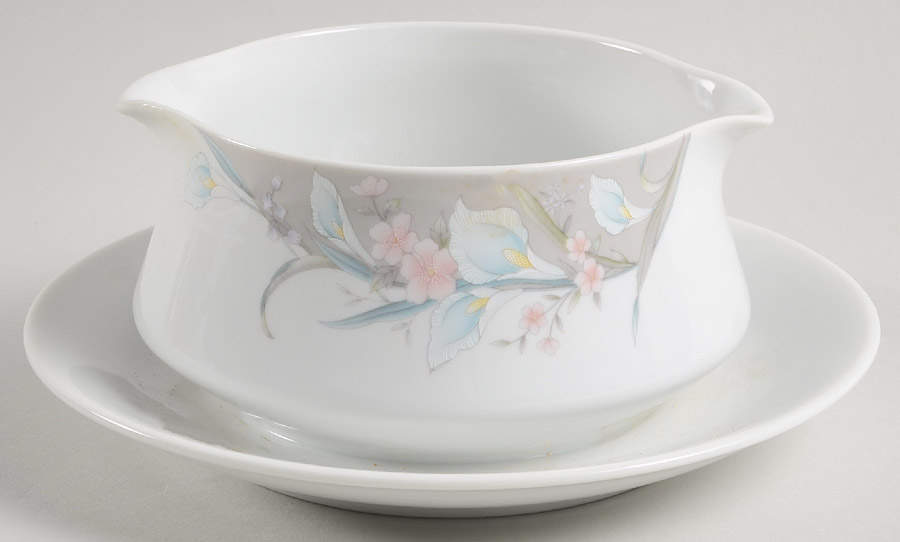Amy Gravy Boat with Attached Underplate by Baker, Hart & Stuart-1