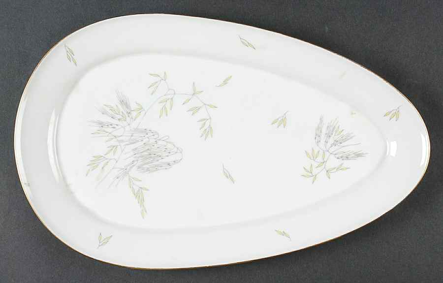 Venus 13" Oval Serving Platter by Bing & Grondahl-1