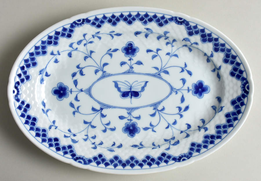 BIG2 13" Oval Serving Platter by Bing & Grondahl-1