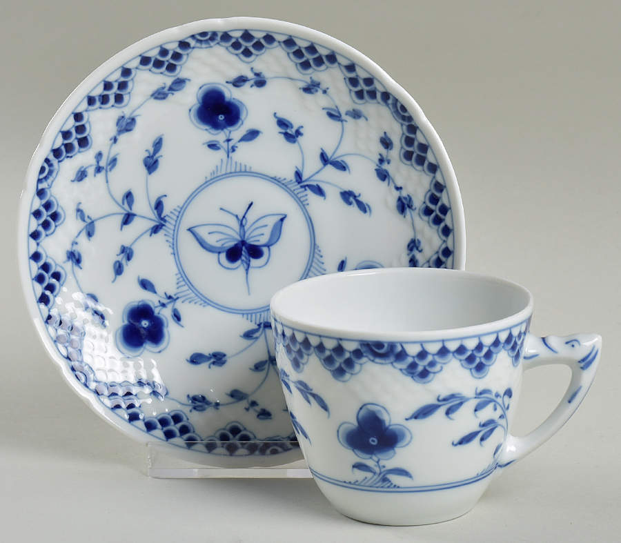 BIG2 Demitasse Cup & Saucer Set by Bing & Grondahl-1