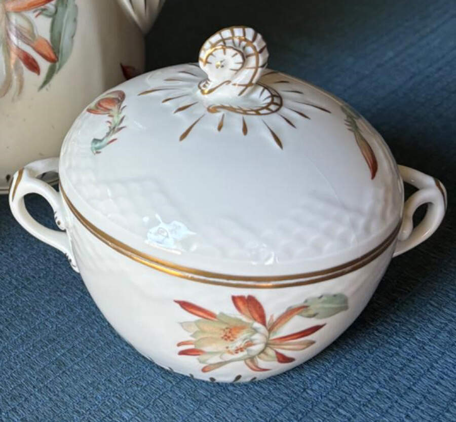 BIG4 Sugar Bowl & Lid by Bing & Grondahl-1