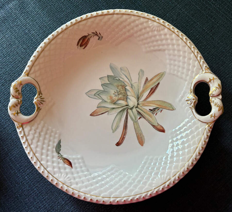 BIG4 10" Oval Handled Platter by Bing & Grondahl-1