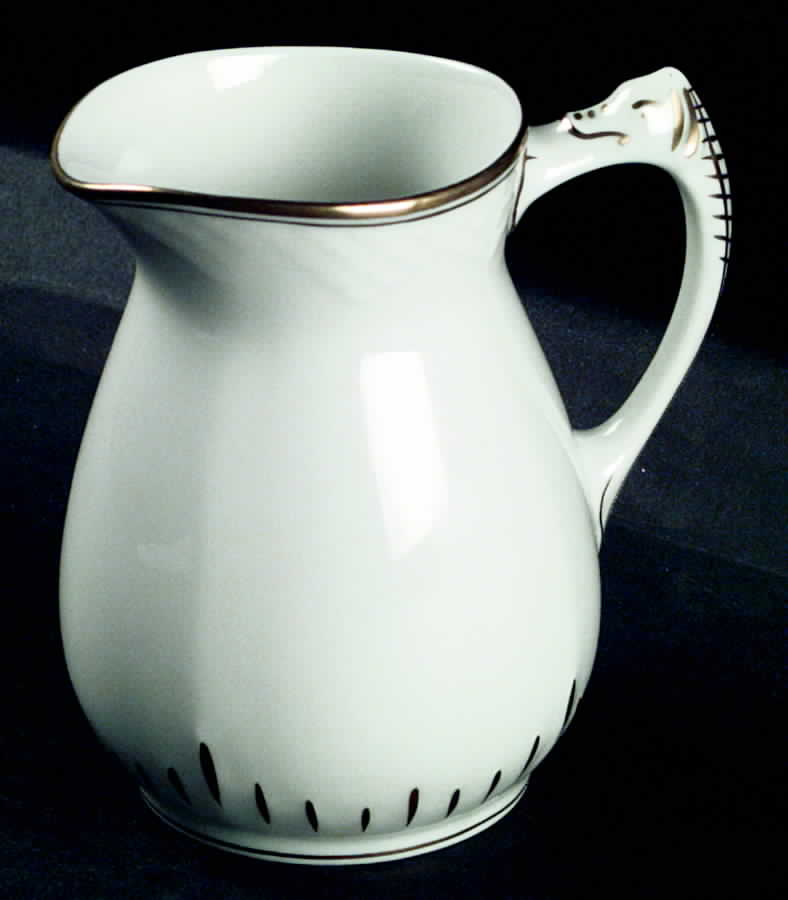 BIG6 Creamer by Bing & Grondahl-1