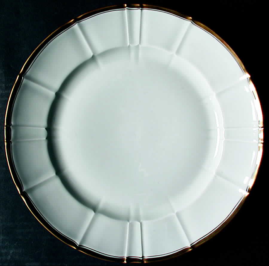 BIG7 Dinner Plate by Bing & Grondahl-1