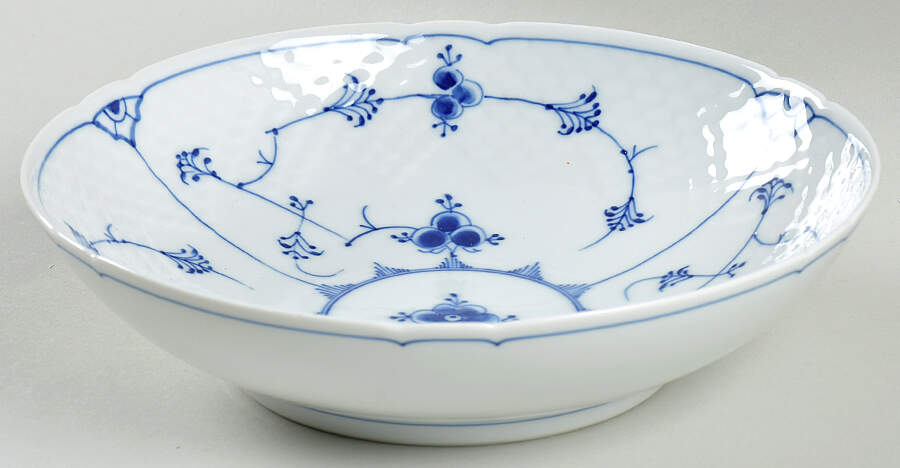 Blue Traditional (No Trim) 8" Round Vegetable Bowl by Bing & Grondahl-1