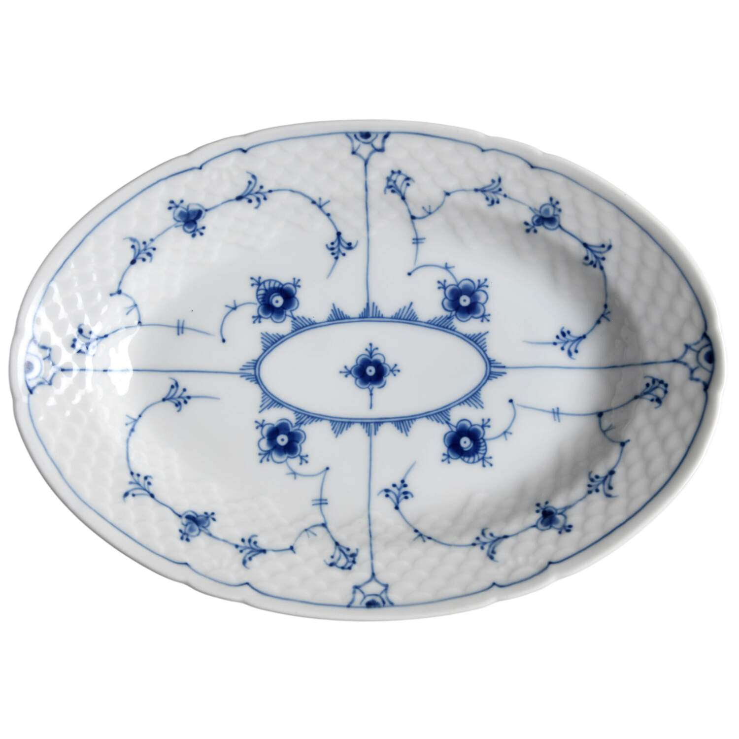 Blue Traditional (No Trim) 9" Oval Serving Platter by Bing & Grondahl-1