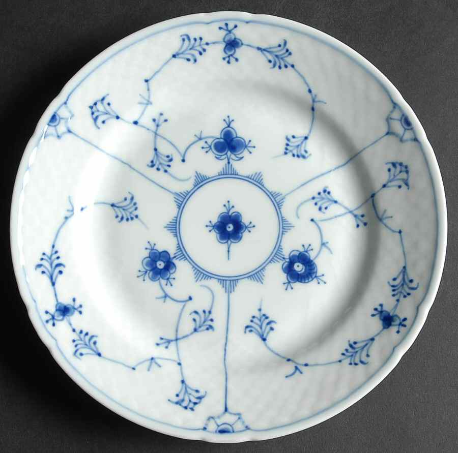 Blue Traditional (No Trim) Dessert/Pie Plate by Bing & Grondahl-1