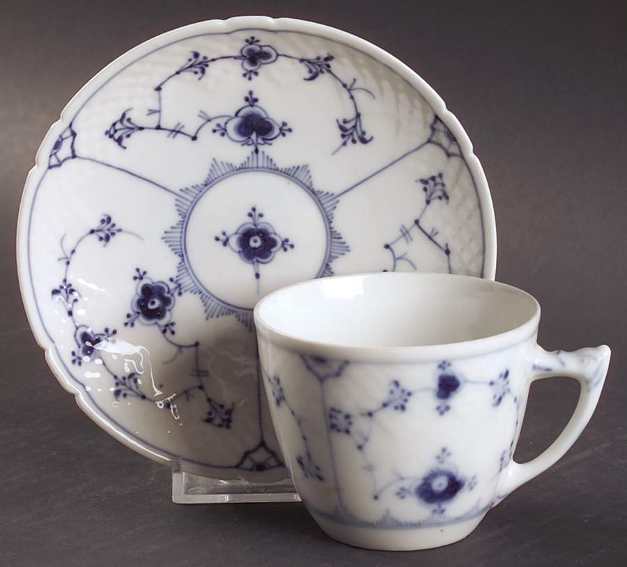 Blue Traditional (No Trim) Flat Cup & Saucer Set by Bing & Grondahl-1