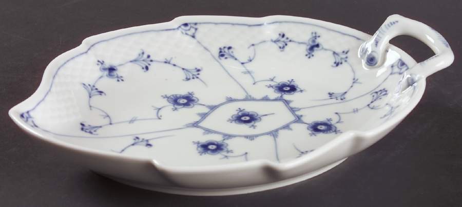 Blue Traditional (No Trim) Leaf Shaped Dish by Bing & Grondahl-1