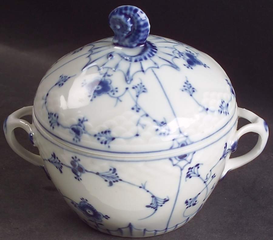 Blue Traditional (No Trim) Sugar Bowl & Lid by Bing & Grondahl-1
