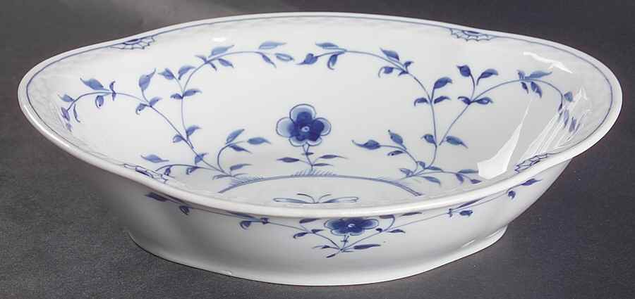 Butterfly 9" Oval Vegetable Bowl by Bing & Grondahl-1