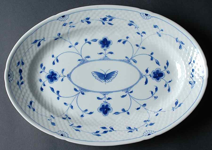 Butterfly 15" Oval Serving Platter by Bing & Grondahl-1
