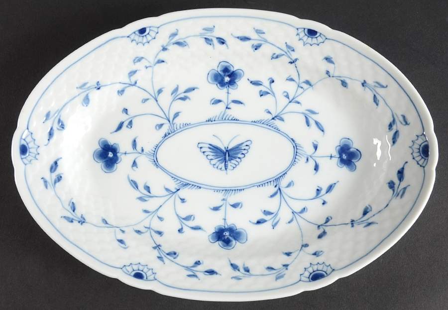 Butterfly 10" Oval Serving Platter by Bing & Grondahl-1
