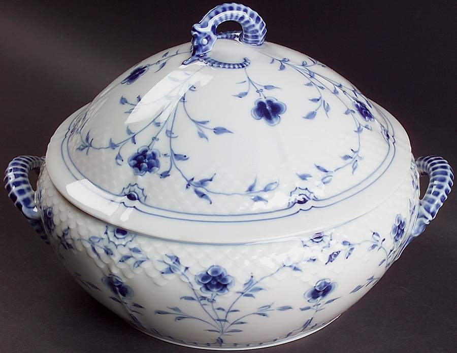 Butterfly Round Covered Vegetable by Bing & Grondahl-1
