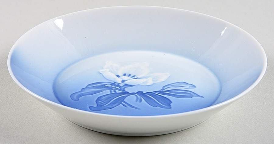 Christmas Rose Fruit/Dessert (Sauce) Bowl by Bing & Grondahl-1