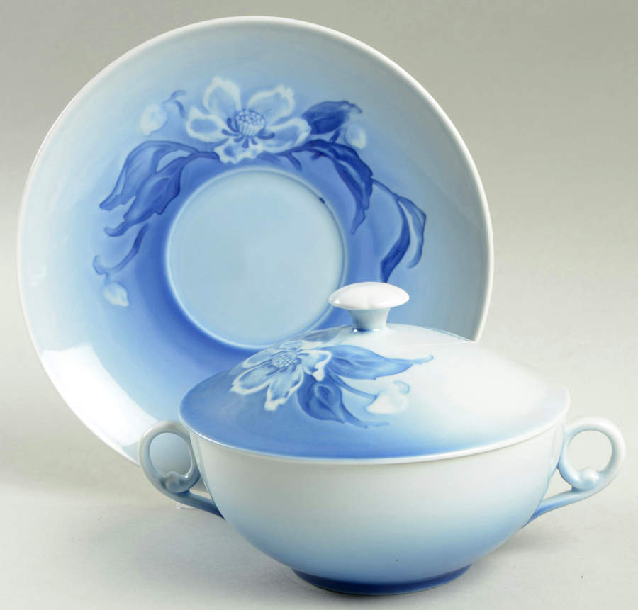 Christmas Rose Cream Soup Bowl & Saucer Set with Lid by Bing & Grondahl-1