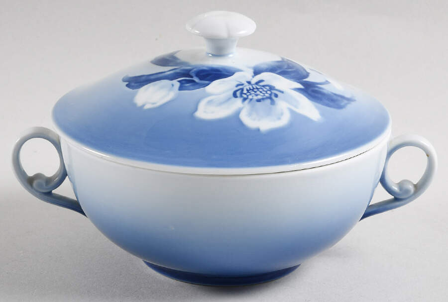 Christmas Rose Flat Cream Soup Bowl & Lid Set by Bing & Grondahl-1