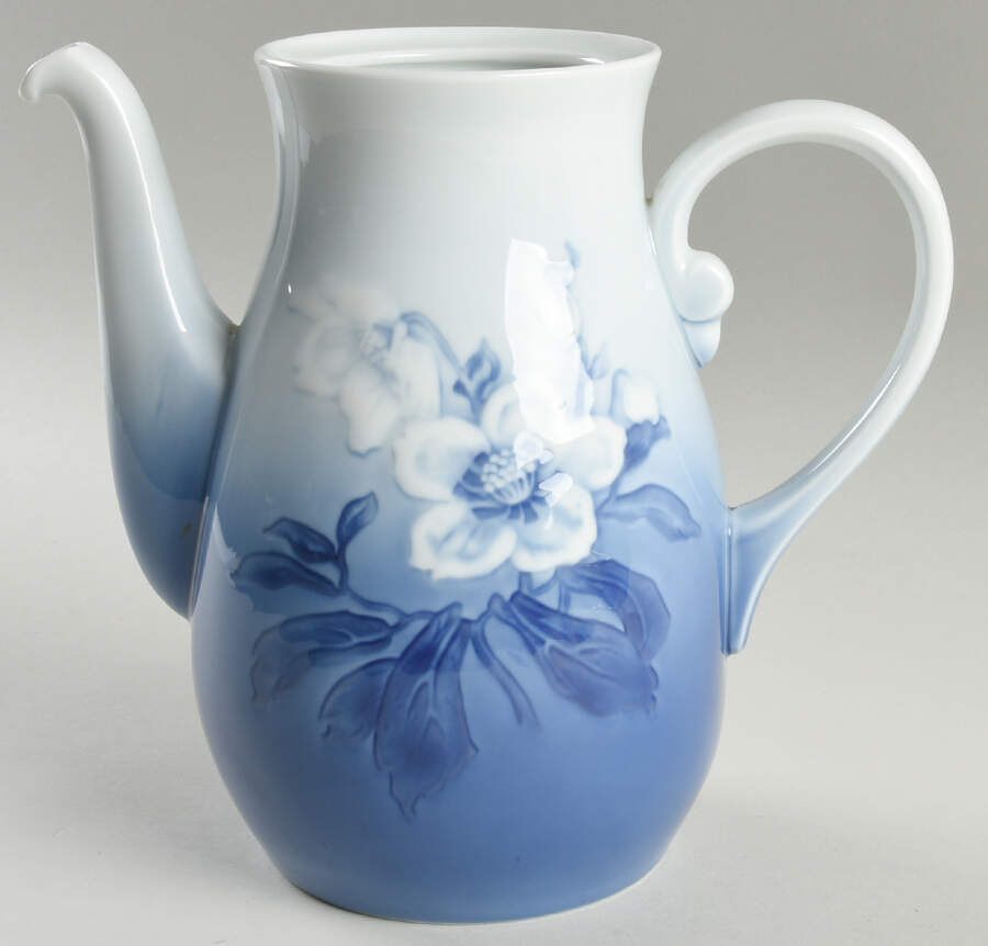 Christmas Rose Coffee Pot No Lid by Bing & Grondahl-1