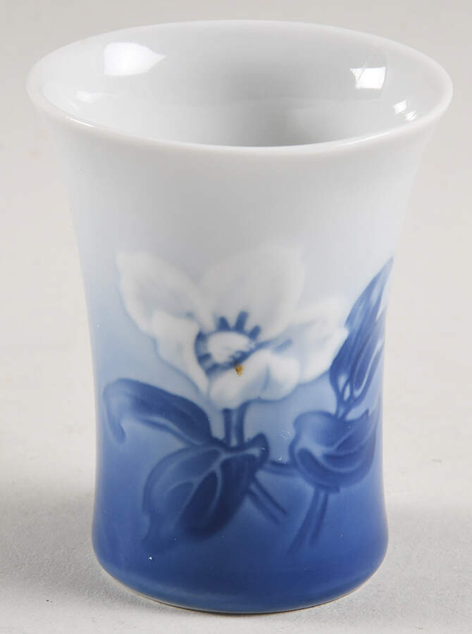 Christmas Rose Mini Bud Vase by Bing & Grondahl-1