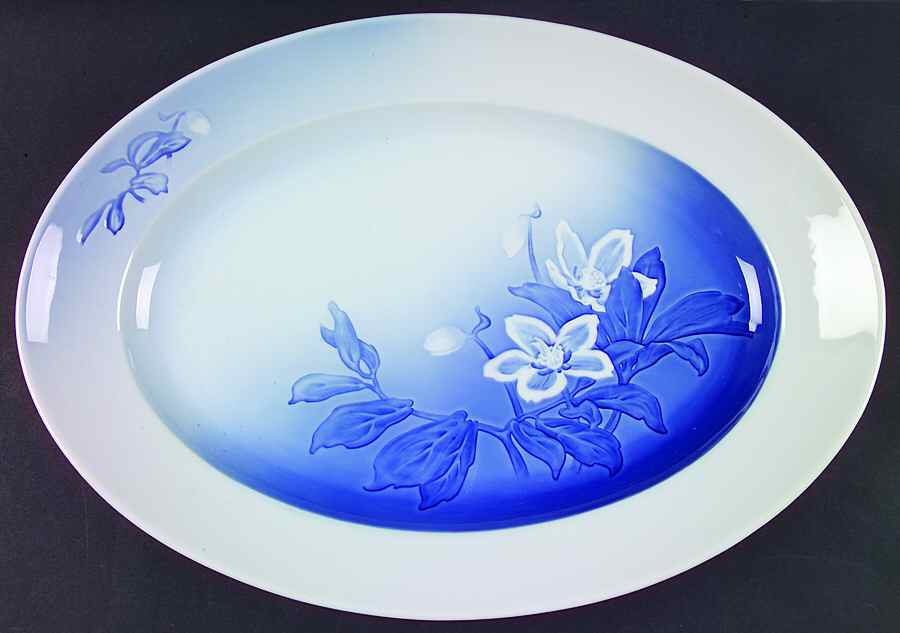 Christmas Rose 16" Oval Serving Platter by Bing & Grondahl-1