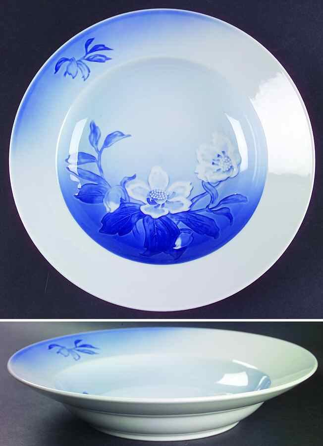 Christmas Rose Large Rim Soup Bowl by Bing & Grondahl-1