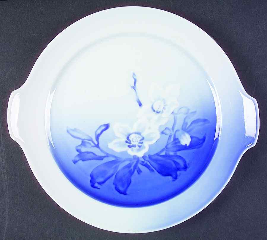 Christmas Rose Handled Cake Plate by Bing & Grondahl-1