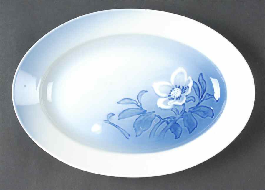 Christmas Rose 10" Oval Serving Platter by Bing & Grondahl-1