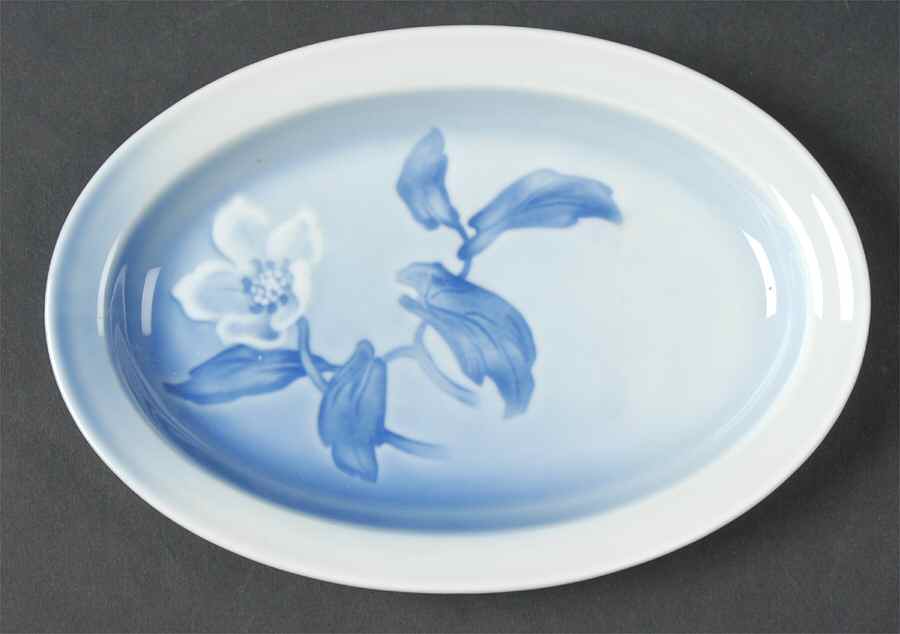 Christmas Rose Silver Tray by Bing & Grondahl-1