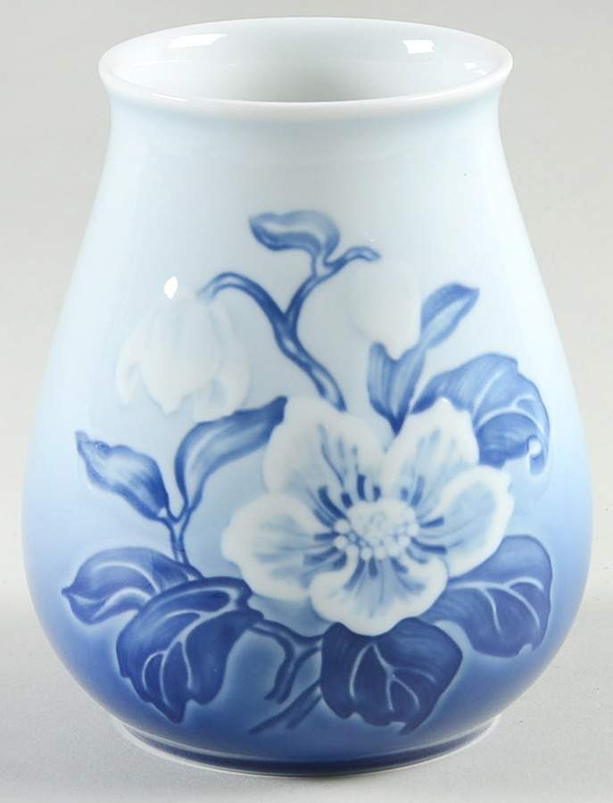 Christmas Rose 4" Vase by Bing & Grondahl-1