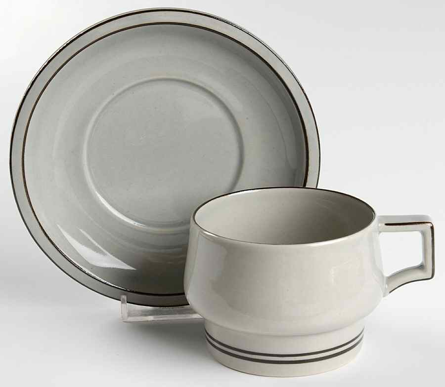Columbia Flat Cup & Saucer Set by Bing & Grondahl-1