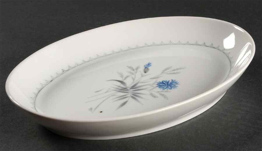 Cornflower 9" Oval Serving Platter by Bing & Grondahl-1